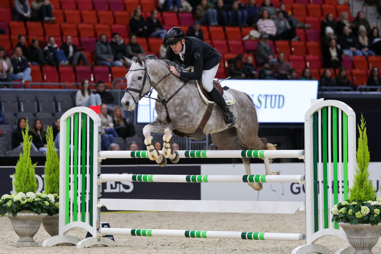 Fredrik Hasselberg Elton F-8880