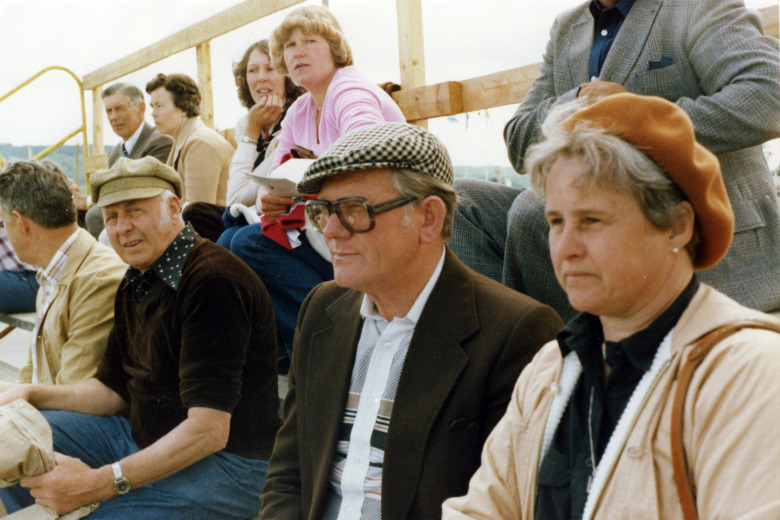 P: 2015-05 Hj&ouml;rdis Kamph