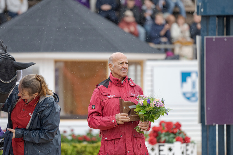 Stor dressyrprofil har gått bort