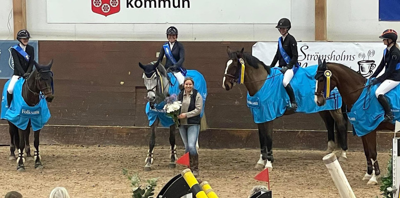 Vänsta Ryttarförening enda nollan när zon Öst hoppade igång