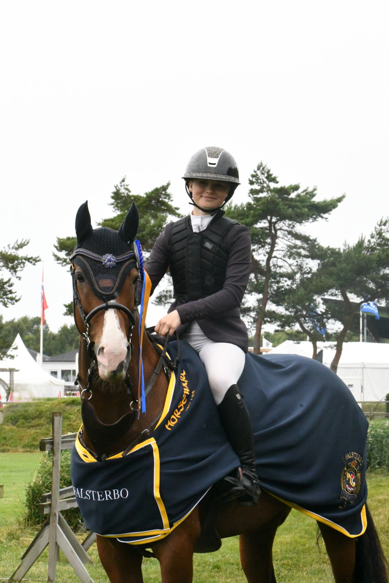 Dubbla framgångar för Jill Spencer när klasserna krockade