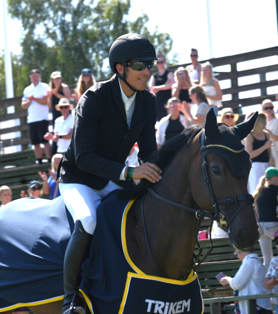 Svensk vinst i första internationella klassen – Henrik von Eckermann satsar