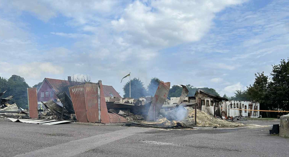 Hästägaren efter branden: ”Har inte en pryl kvar”