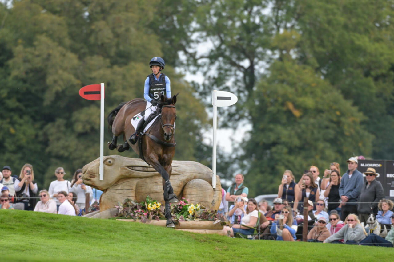 Avebury-rosalind-canter_lordsh_dbht25_pn43498