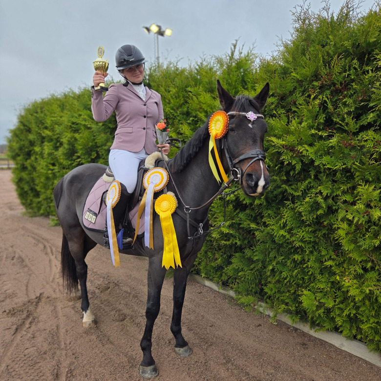 Från åring på annons till topponny: 15-åriga Savannahs lyckade satsning