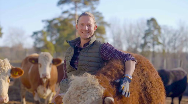 Hästbonden i Bonde söker fru bor i Danderyd