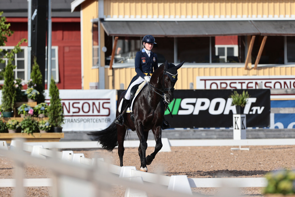 Svensk trippel i U25-küren – Beata Söderberg tog seniorkürens silver