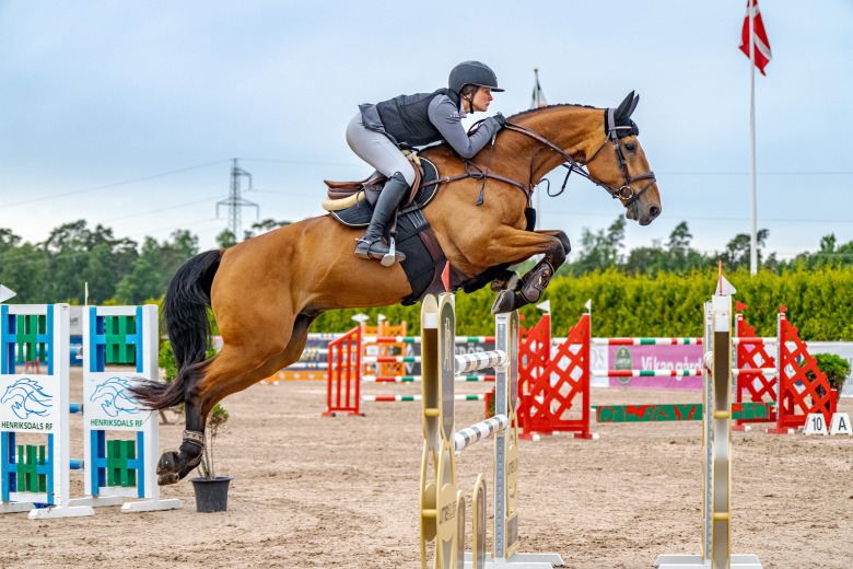 Girlpower i Henriksdal – Holmén och Heed i topp