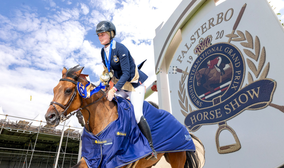 Ung tisdag på Falsterbo Horse Show med färska mästerskapsmedaljörer
