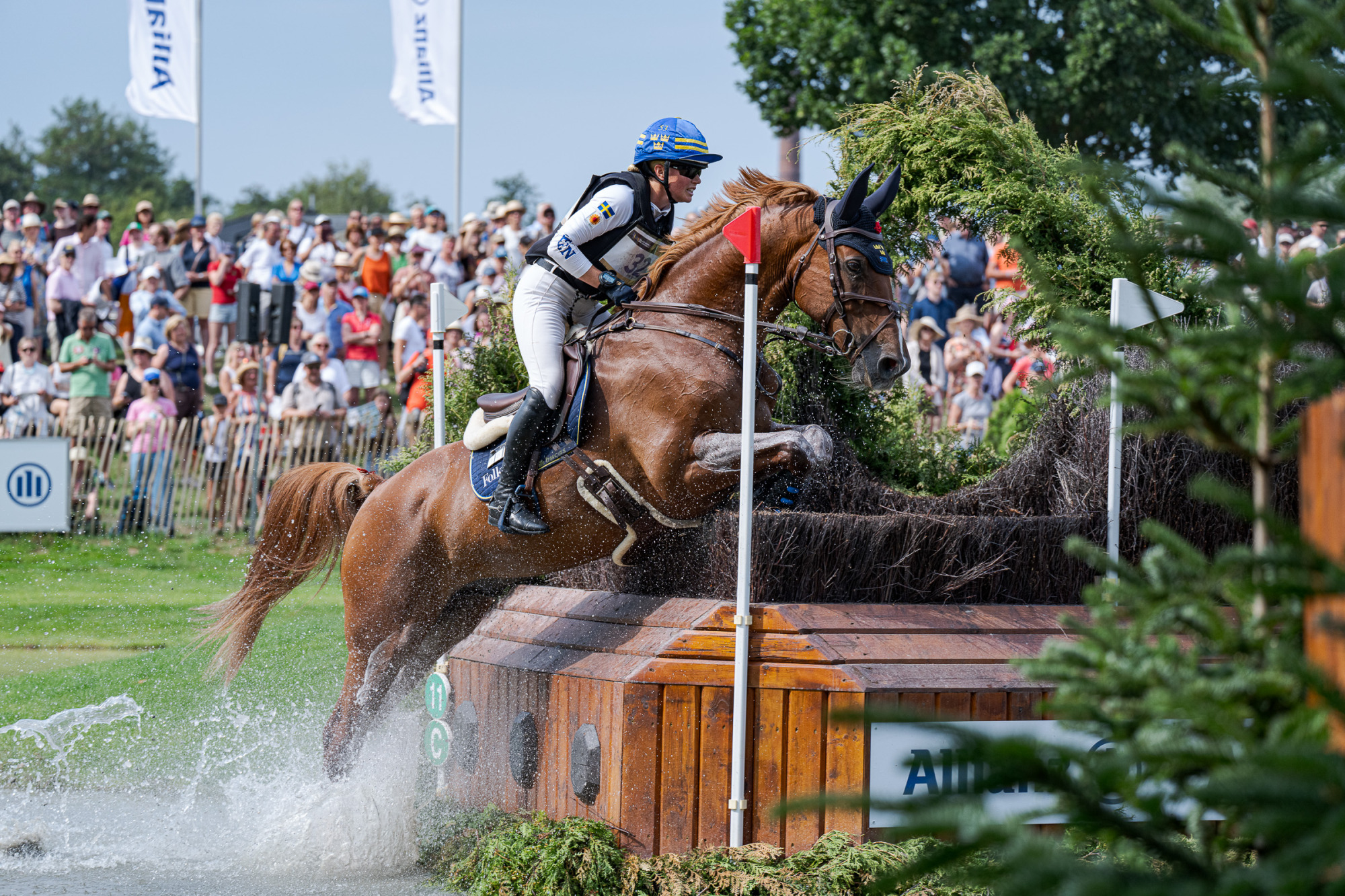 Amanda Staam (swe) Corpoubet At