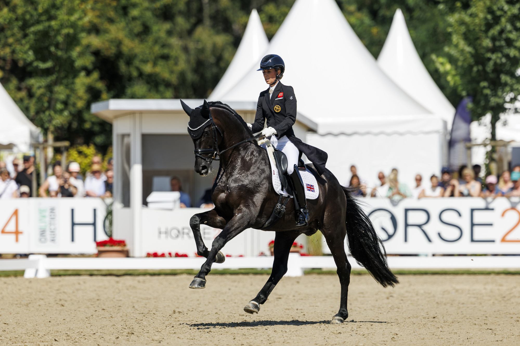 Charlottedujardin_secretagent_1001
