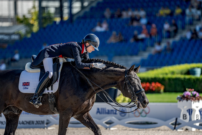 Fry tog VM-guldet – men Hemmer fick Aachen att explodera