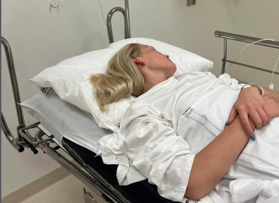Ellen Hedbys skadad i ridolycka på tävling