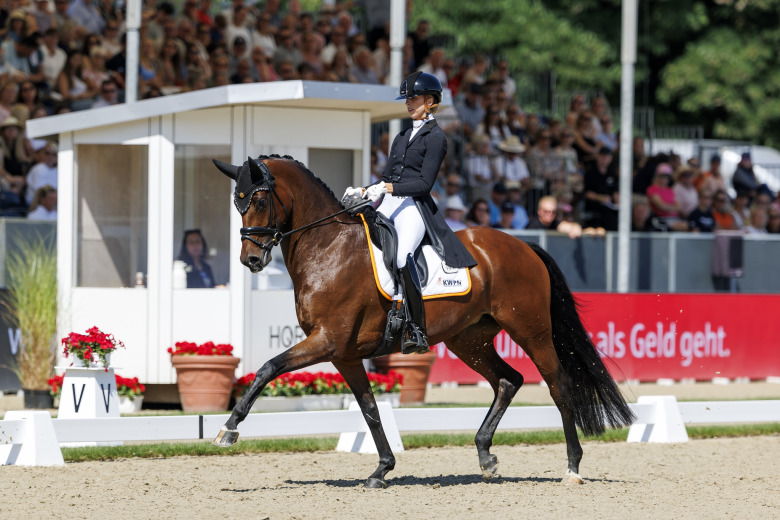 21-åringen snuvade Dujardin på UVM-guldet: ”Wow, Tessa!”