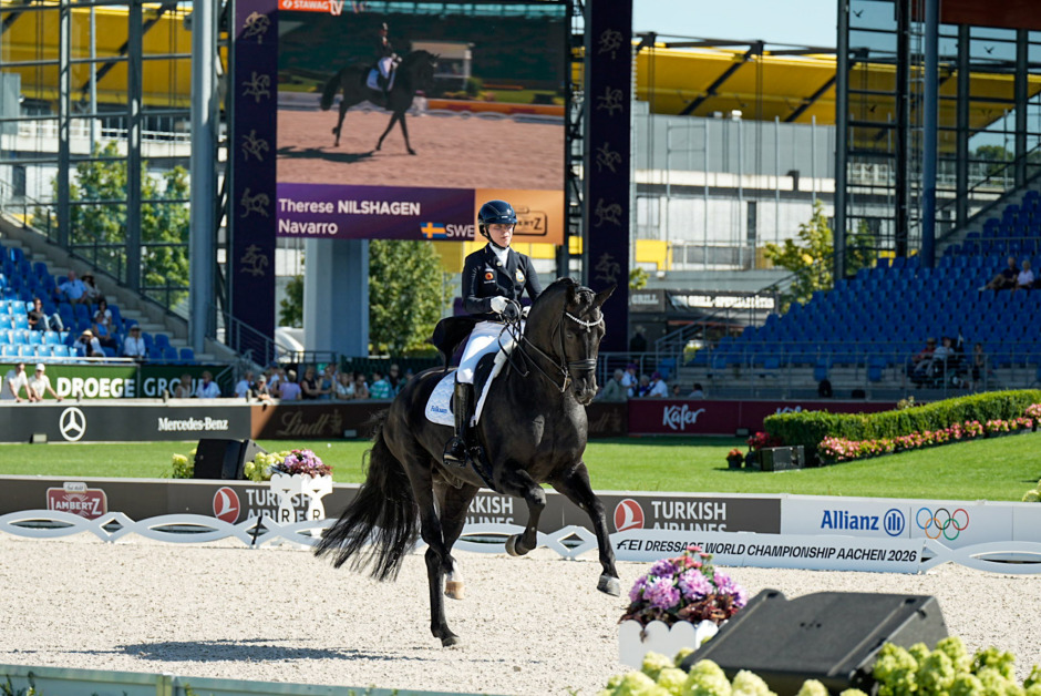Tre svenskar rider tätt i VM-hettan – här är fredagens alla tider