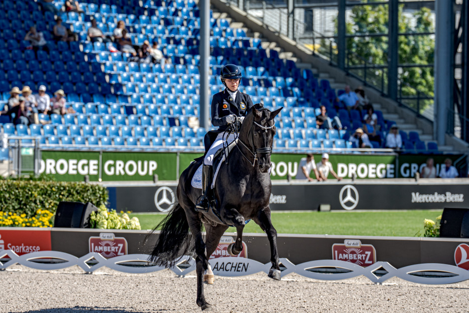 Sverige säkrar OS-plats och värdlandet vinner lagguld