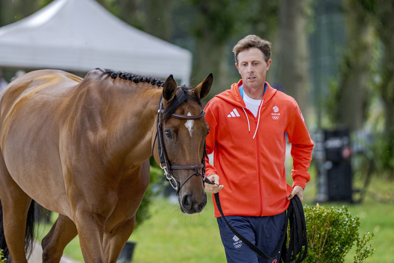 Ben Maher säkrar framtiden med 50 hästar: ”Vi utbildar dem inte för att sälja”