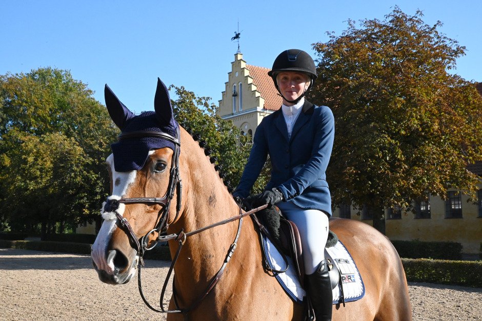 Emma måste rida med lätt hand ”Min högerhand är inte hundra”