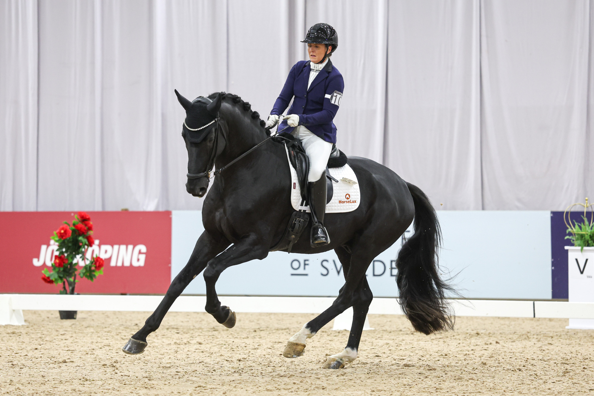 Katrine Kraglund - Sacrum (swb) Fj-9444