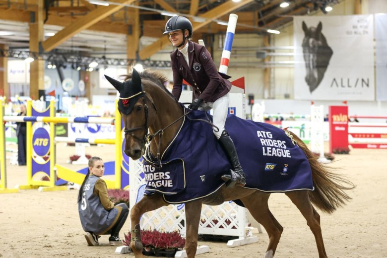 Malin Baryard Johnsson och Liam Nilsson snabbast i ATG Riders League: ”Skitbra”