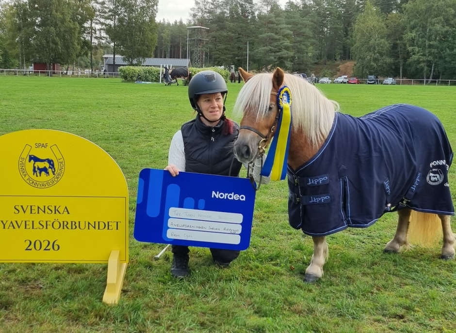 Stort startfält i Breeders för ponnyer