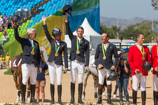 OS-guld i lag f&ouml;r Roger Yves-Bost, Penelope Leprevost, Kevin Staut och Philippe Rozier.