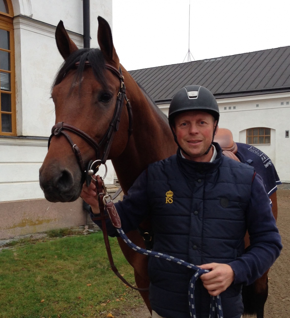 Jens Fredricson med ny hingst