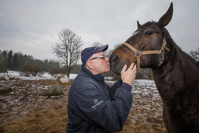 Avelsprofilen Nils-Gunnar Hansson död i covid-19