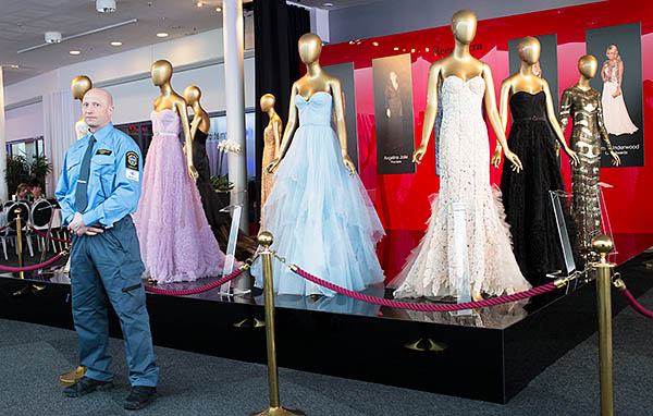 Klänningar för miljoner