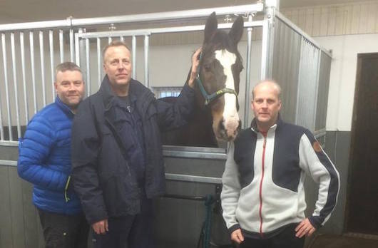 Emmerton 1024 tillbaka