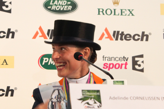 Tvåbent atlet dagens ryttare