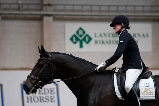 Riktiga juveler och bra standard